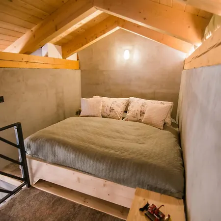 Oshi Jasna Apartamento